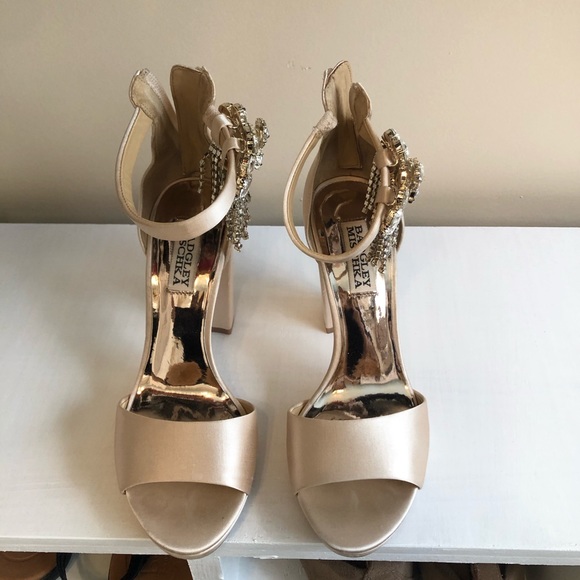Badgley Mischka size 7 Shoes. I wore only once! - Picture 4 of 11